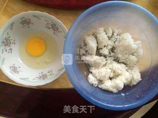 花朵蛋炒饭的做法步骤:3