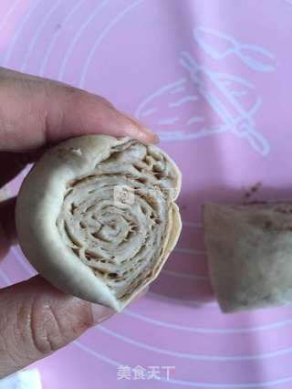 芝麻酱烧饼的做法步骤:12