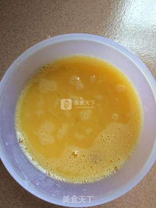 鱼儿鸡蛋羹的做法步骤:2
