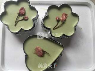 樱花抹茶慕斯的做法步骤:17