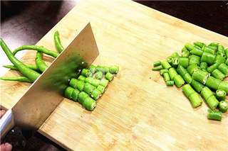 素小炒肉茄子丁素心居静不吸油的做法的做法步骤:4