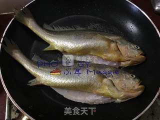 红烧黄花鱼的做法步骤:2