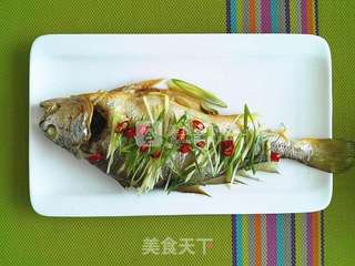 【清蒸黄花鱼】的做法步骤:5
