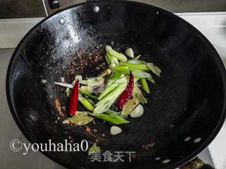 砂锅酱烧鸭的做法步骤:4