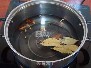 五香水煮花生的做法步骤:2