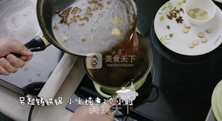 台湾家乡味——卤肉饭的做法步骤:5