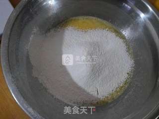 8寸戚风蛋糕的做法步骤:5