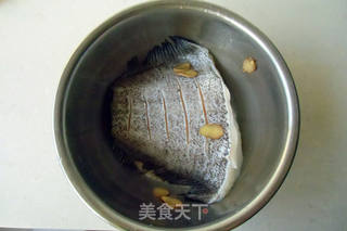 豆豉蒸鳕鱼的做法步骤：1