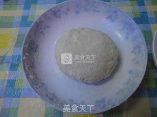 翻毛五仁月饼的做法步骤:2
