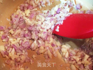 来自台湾朋友的台湾卤肉饭秘笈的做法步骤:5