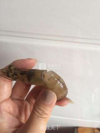 蒜蓉粉丝开背虾的做法步骤:2