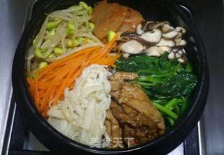 韩式石锅拌饭的做法步骤:9