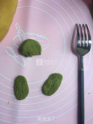 三色蒸糕的做法步骤:8