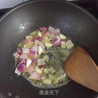 咖喱小龙虾的做法步骤:3
