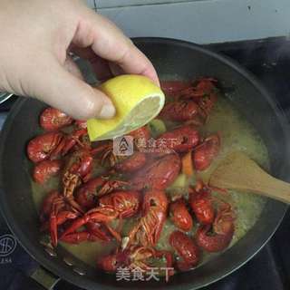 咖喱小龙虾的做法步骤:6