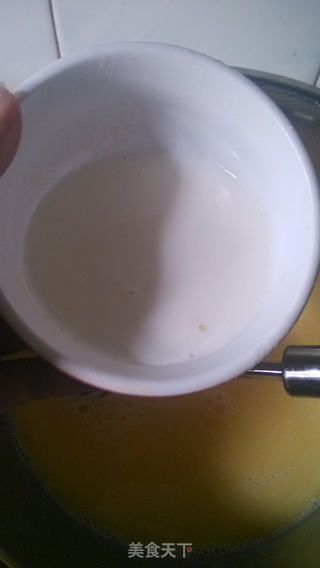 彩红千层蛋糕的做法步骤:3