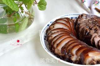 酱肘子的做法步骤:13