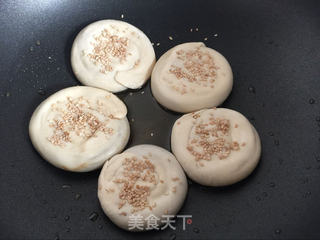 麻酱饼的做法步骤:10