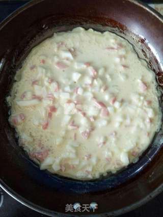 圆葱火腿鸡蛋饼的做法步骤:4