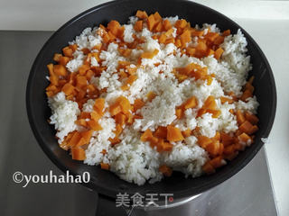 香菇酱炒饭的做法步骤:4