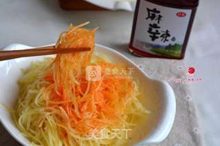 凉拌麻辣土豆丝的做法步骤:8