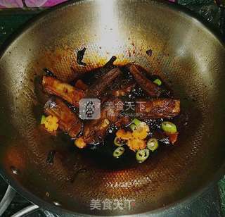酸辣糖醋排骨的做法步骤:16