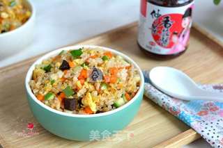 香菇酱蛋炒饭的做法步骤:9