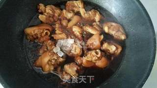 冰糖猪手的做法步骤:4