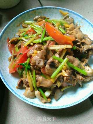 芹菜西红柿炒鸡胗鸡心的做法步骤：7
