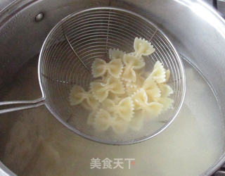 青酱意面的做法步骤:12