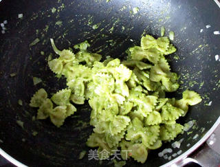 青酱意面的做法步骤:16