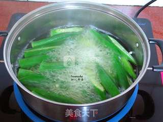 孜然煎秋葵的做法步骤:3