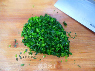 菠菜鸡蛋饼的做法步骤:3