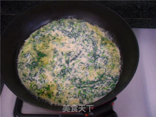 菠菜鸡蛋饼的做法步骤:7