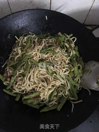 豇豆五花肉焖面的做法步骤:6