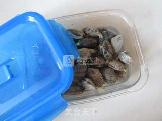 香辣炒花甲 的做法步骤：2