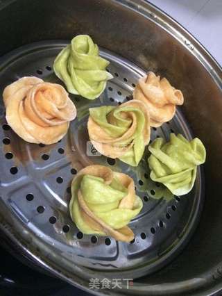 玫瑰花卷的做法步骤:7