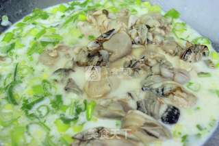 生蚝鸡蛋饼的做法步骤:11