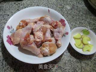 炸酱油鸡翅根的做法步骤：1