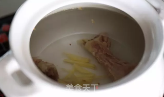 玉米山药排骨汤,喝了一碗再来3碗的做法步骤:3