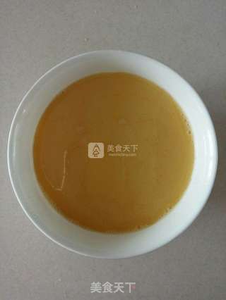 小金鱼鸡蛋羹的做法步骤:2