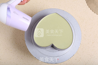 抹茶蜜豆慕斯的做法步骤:8