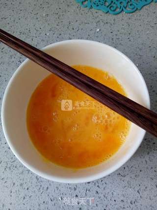 蛋饼花的做法步骤:2