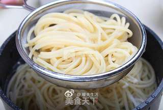 意大利面的做法步骤:4