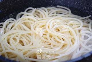 意大利面的做法步骤:3