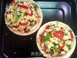牛肉腊肠披萨的做法步骤:6