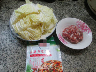 麻婆肉末白菜 的做法步骤：1
