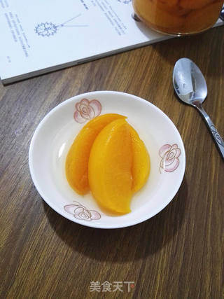 冰糖黄桃的做法步骤:3