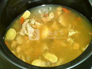 淮杞瑶柱瘦肉汤的做法步骤:7
