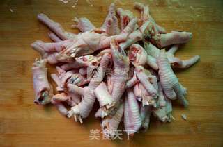 私房麻辣拌凤爪的做法步骤:2